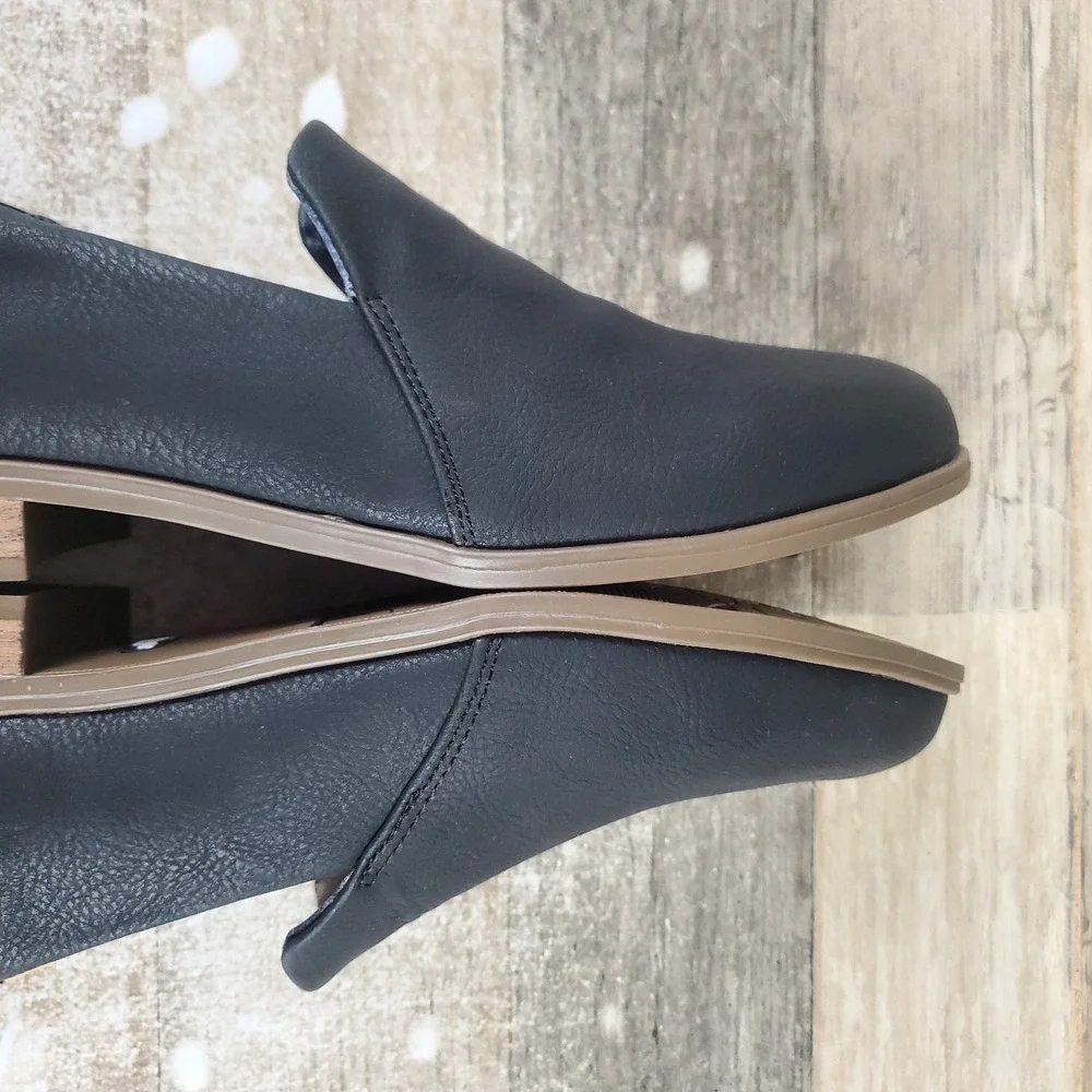Dr. Scholls new without